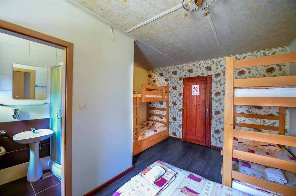 San Art Floating Hostel & Apartments Βελιγράδι Εξωτερικό φωτογραφία