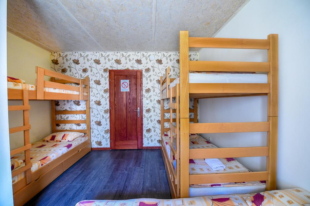 San Art Floating Hostel & Apartments Βελιγράδι Εξωτερικό φωτογραφία