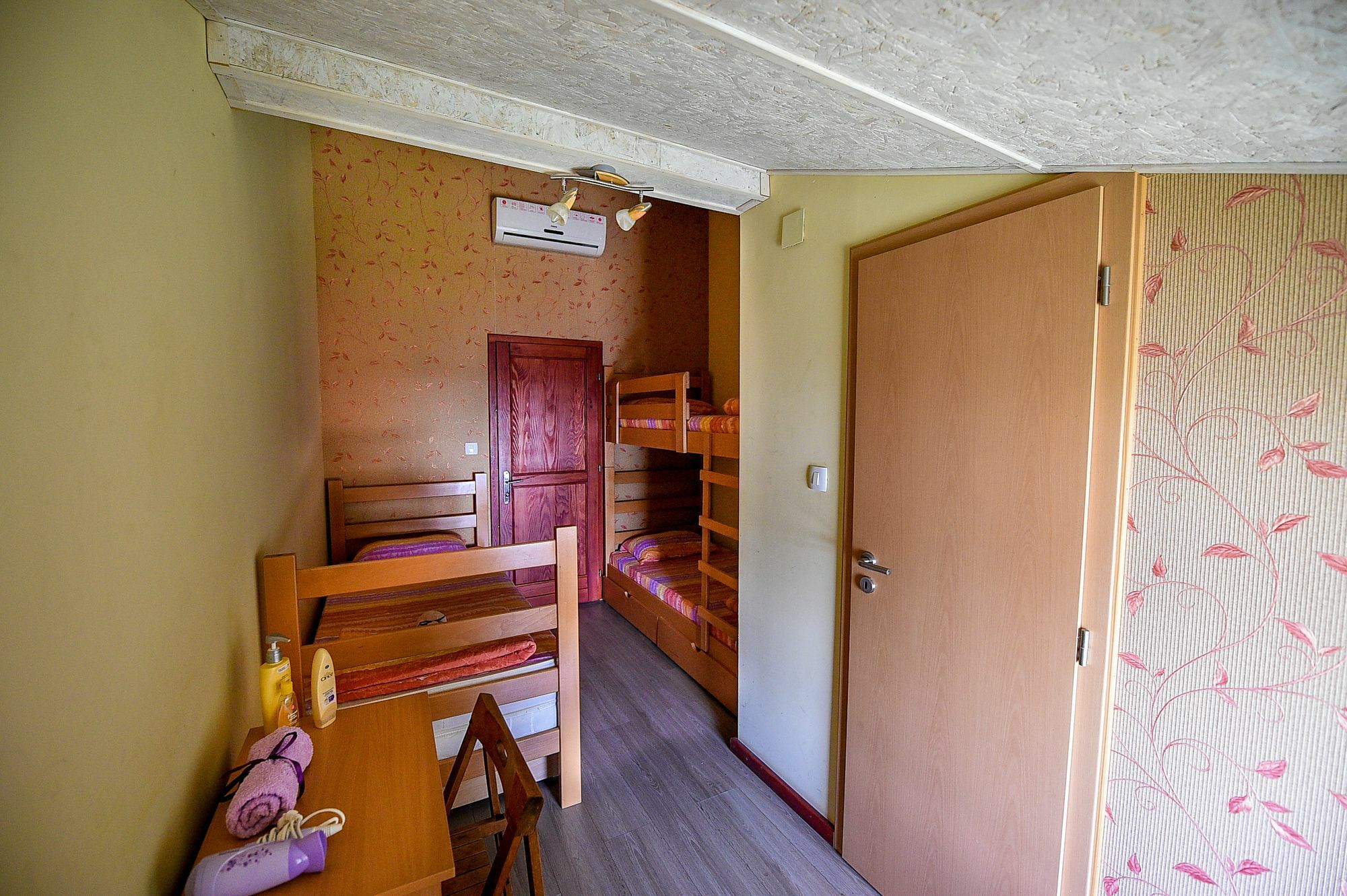 San Art Floating Hostel & Apartments Βελιγράδι Εξωτερικό φωτογραφία